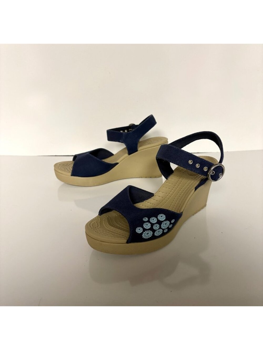 Crocs Womens Sandals Size W9 Navy Blue Canvas Wedge Adjustable Ankle Strap